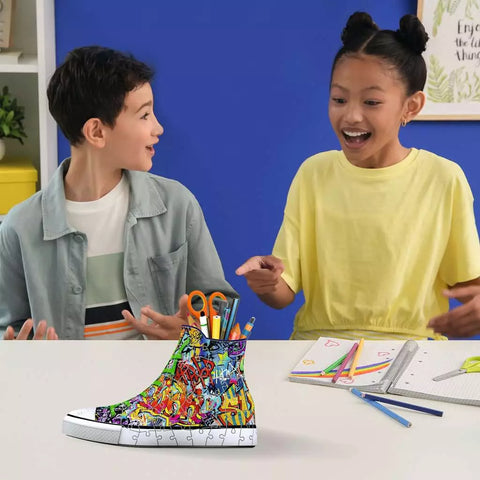 Ravensburger 3D dėlionė batas-pieštukinė „Grafitis“, 108 det., nuo 8 m.