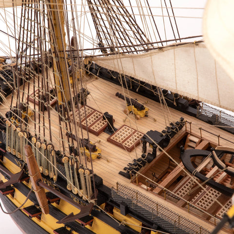 „HMS Victory“ – legendinis britų karo laivas 1:87