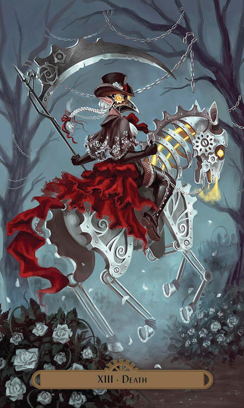 tarot korta Mirtis (XIII) steampunk dizainas: moteris raudonoje suknele ant mechaninio žirgo, kontrastinga raudona kompozicija ir grandininių detalių variantas
