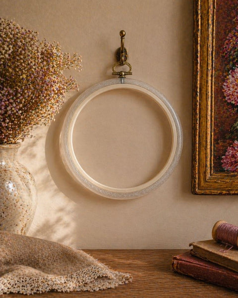 Permatomas apvalus siuvinėjimo lankelis 20,5 cm Flexi Hoop