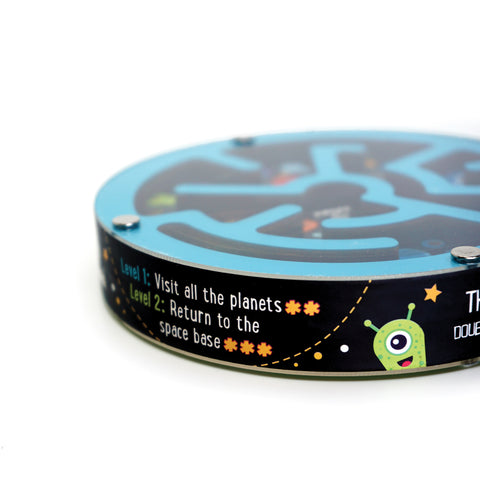 Svoora medinis lavinamasis labirintas, kosmoso tema, 2 viename, nuo 6 m.