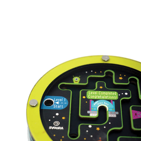 Svoora medinis lavinamasis labirintas, kosmoso tema, 2 viename, nuo 6 m.