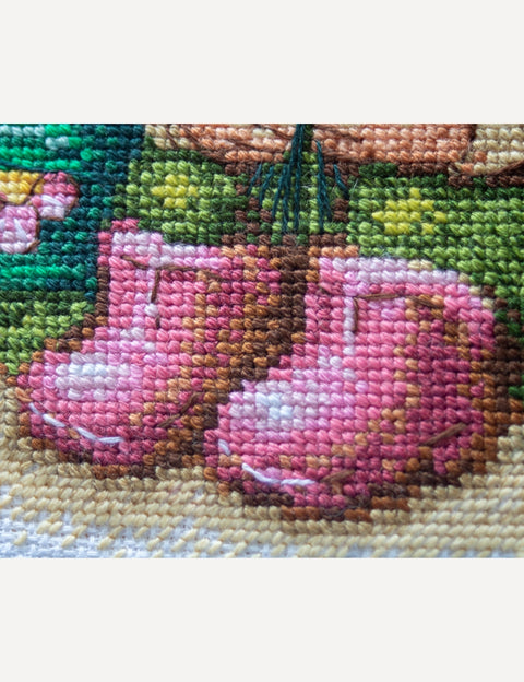 Siuvinėjimo kryželiu rinkinys Aine „Žydintis nykštukas“, 20x20 cm