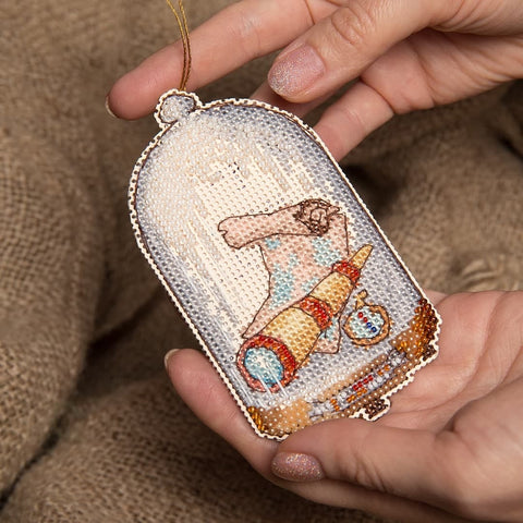 Siuvinėjimo kryželiu rinkinys „Lobių paieška“ su karoliukais 6,5×11 cm