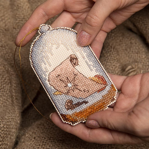 Siuvinėjimo kryželiu rinkinys „Lobių paieška“ su karoliukais 6,5×11 cm