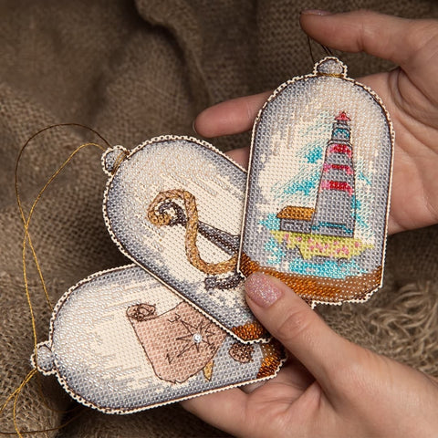 Siuvinėjimo kryželiu rinkinys „Lobių paieška“ su karoliukais 6,5×11 cm