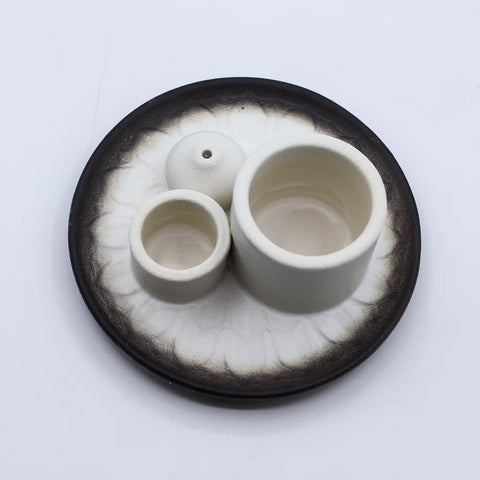 Keraminė smilkalinė Mandala Palo Santo ir smilkalams, balta/pilka