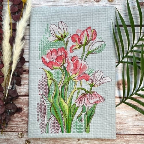 Blackwork siuvinėjimo rinkinys „Grakščios tulpės“ 21 x 30 cm