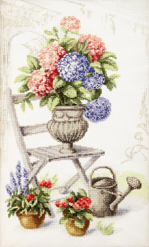 Siuvinėjimo kryželiu rinkinys Vasaros natiurmortas su hortenzija, 20×33,5 cm