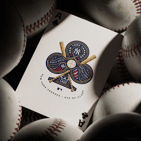 New York Yankees premium žaidimo kortos su aukso folija – dovana gerbėjui