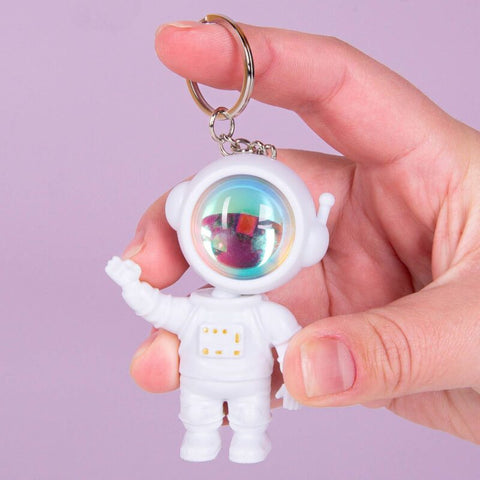 Šviečiantis astronauto raktų pakabukas, 7 cm