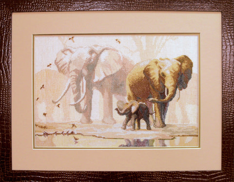 Siuvinėjimo kryželiu rinkinys „Drambliai“, Aida 16, 38,5×26 cm