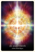 Tarot korta 2020 Vision su auksine mandala ir spindinčia vertikalia šviesa, centre karūna, pabrėžianti naujos Žemės temą