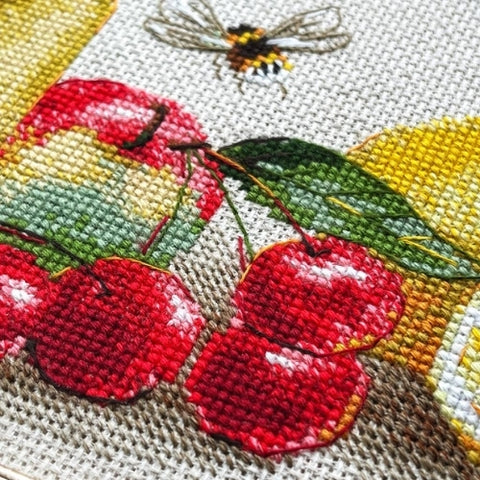 Siuvinėjimo kryželiu rinkinys „Vasaros skonis“ – vaisių natiurmortas 40 x 15 cm