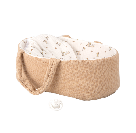 Arias realistiška kūdikio lėlytė berniukas 33 cm su nešykle ir čiulptuku