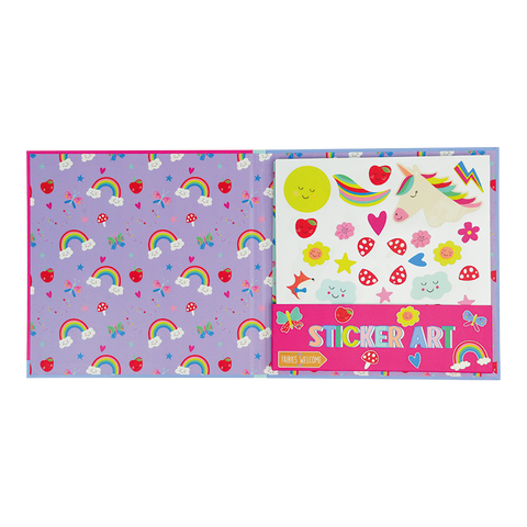 Kvepiantys braškių lipdukai knygelėje „Vaivorykštės fėja“ vaikams 3+