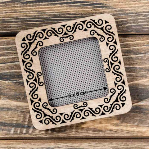 Magnetiniai mediniai siuvinėjimo lankeliai 6×6 cm, plokštiems paviršiams