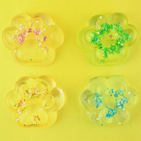 Blizganti katės letenėlė squishy – antistresinis žaislas 8 cm