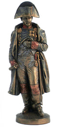 Napoleonas statulėlė, sendintos bronzos apdaila, 25 cm aukštis, frontalus kampas, detalūs uniformos reljefai