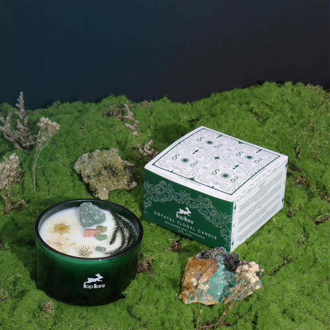 Mėtų–laimo aromato žvakė su nefritu „The Magician“ – Hop Hare