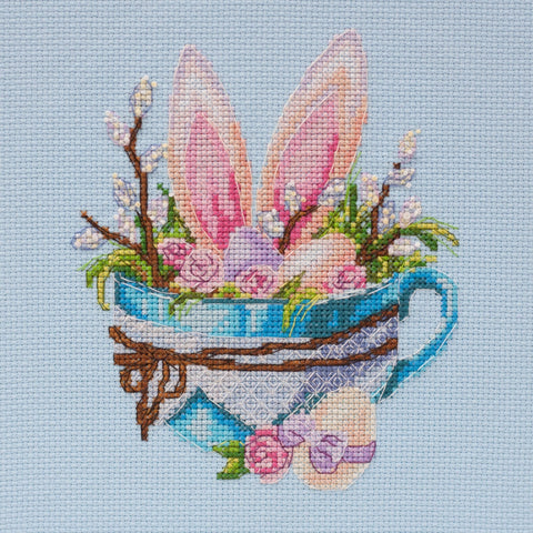 Siuvinėjimo kryželiu rinkinys Velykų zuikis, mėlynas 14 ct 28 spalvų 13×16 cm