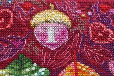 Siuvinėjimo kryželiu rinkinys „Spalvingas ruduo“, 20x25, juodas 14 ct