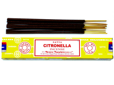 Citronella smilkalai Satya 15 g geltonėje dėžutėje su rudos spalvos lazdelėmis iš viršaus, rodant pilną komplektą ir pakuotės dizainą