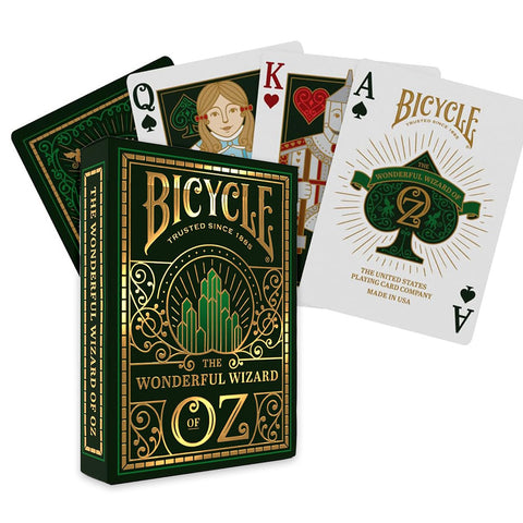 Bicycle kortos Wizard of Oz leidimas, žalia auksuota dėžutė ir išskleistos kortos (dama, karalius, tūzas)
