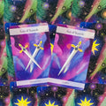 tarot kortos – violetinės Two of Swords ir Ace of Swords su auksiniais kardais ant žvaigždėto fono
