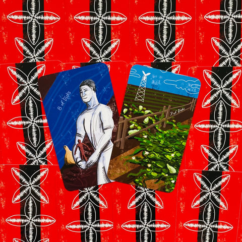Tarot kortos frontas: dvi iliustruotos disko kortos (8 ir 7), skirtos komplektui, ant raudono juodo ornamentuoto fono