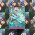 Orakulų kortos Spirit of the Animals Jody Bergsma – turkio viršelis su laumžirgiu, centre ant ornamentuoto fono