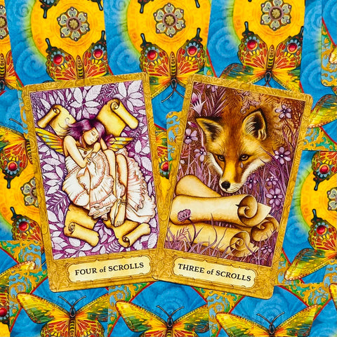 Chrysalis Tarot kortos ir knyga