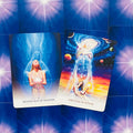 oracle kortos su Second Ray of Wisdom ir First Ray of Power atvertos dviem kortom virš mėlyno nugarėlių fono
