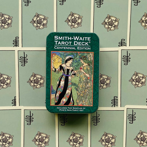 Smith-Waite Centennial Tarot kortos Metalinėje Dėžutėje