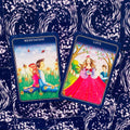 Tarot kortos — dvi kortos Meditation ir Love su ryškiomis mėlynomis nugarėlėmis, skirtos meilės skaitymui