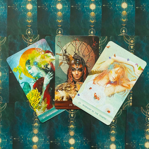 Wild woman rising Oracle kortos