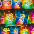 tarot kortos spalvingas kosminis komplektas, arti ir kampu parodytos kortos Review (34) ir Temptation (33) su auksiniais simboliais