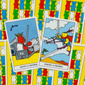 Tarot kortos su spalvota lokių nugarėle: Queen of Swords ir Knight of Swords pasvirusios viena ant kitos, rodo priekį ir nugarėlę