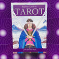 Tarot knyga Beginner's Guide to Tarot su iliustruotu priekiniu viršeliu, moters simbolika ir violetiniu kortų fonu