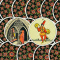 Tarot kortos apvalios, juodai-raudonos gėlių nugarėlės, matomos II ir III monetų kortos su unikaliu apipjaustytu dizainu
