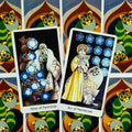 Tarot kortos Nine ir Ten of Pentacles su katėmis, detalus priekinis dizainas ir sodrūs spalvoti fonai
