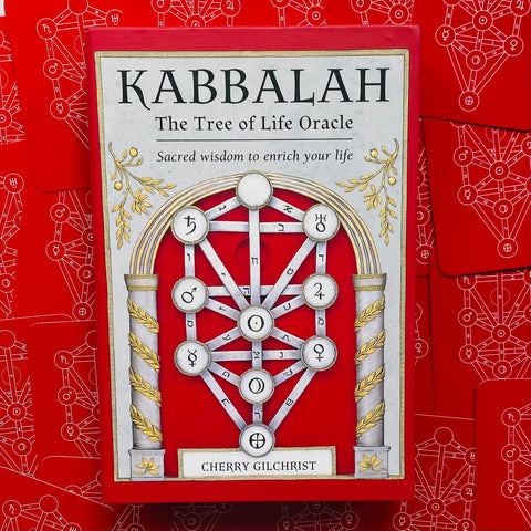 Kabbalah orakulo kortų rinkinys Cherry Gilchrist, raudona dėžutė su gyvenimo medžio diagramą ant priekio ir raudonais kortų fonais
