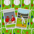 Tarot kortos su beisbolo tema, dvi atvertos kortos — Pitcher ir Coach, ryškiai žalia nugarėlė ir kamuolių simbolika