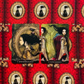 Taro kortos, rodantis Antechamber of Apathy ir Divine Alignment kortas ant prabangaus raudono ornamentuoto fono