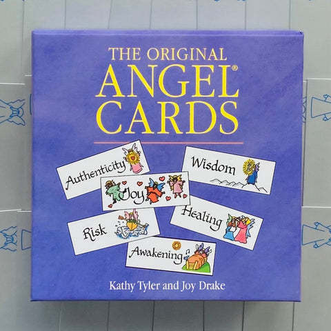 Angelų kortos violetinėje pakuotėje su geltonu užrašu 'The Original' ir keliomis pavyzdinėmis kortelėmis priekyje.