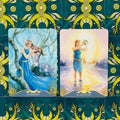 tarot kortos dviguba kompozicija: „Blessing“ ir „Water Gift“ atviros kortos su mėlyno ir aukso spalvų dizainu, parodytos iš viršaus, skirtos rinkinio variantui