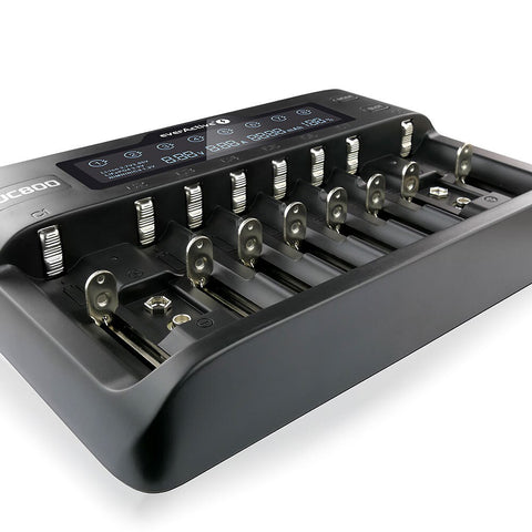 everActive UC-800 universalus baterijų įkroviklis Li-ion Ni-MH, LCD