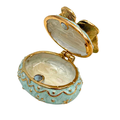 Metalinė drugelio formos papuošalų dėžutė su kristalais, emaliuota