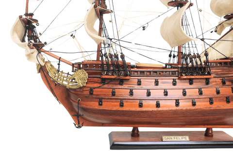 Rankų darbo burlaivio San Felipe modelis 45 cm