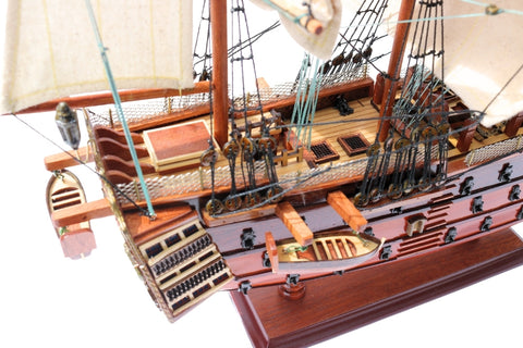 Burlaivio HMS Victory modelis 54 cm, surinktas, rankų darbo